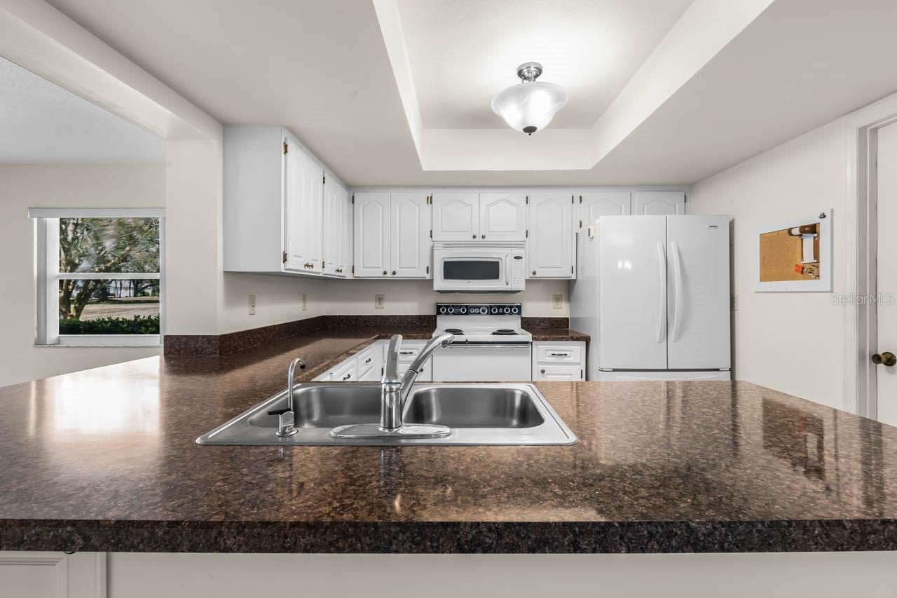 2109 HARLESTON PLACE, Sun City Center, FL 33573