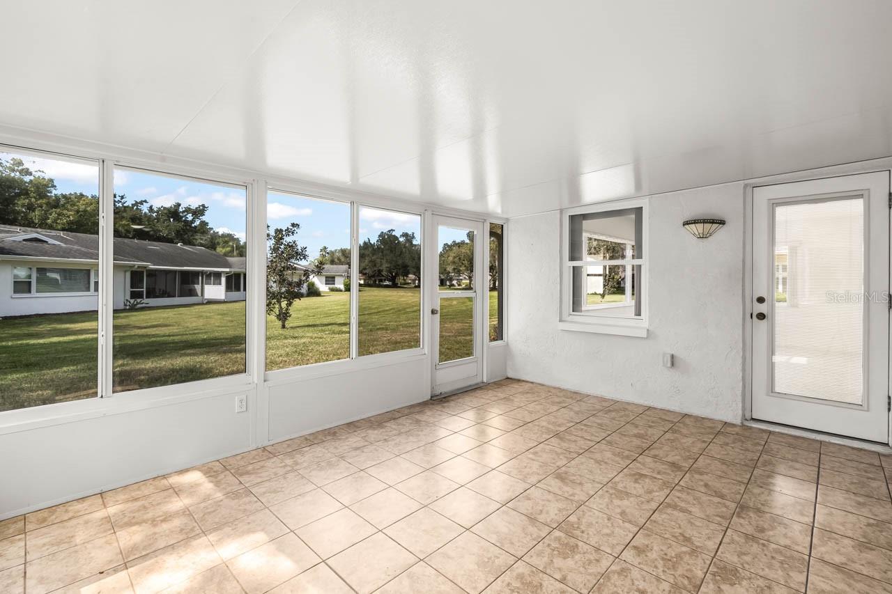 2109 HARLESTON PLACE, Sun City Center, FL 33573