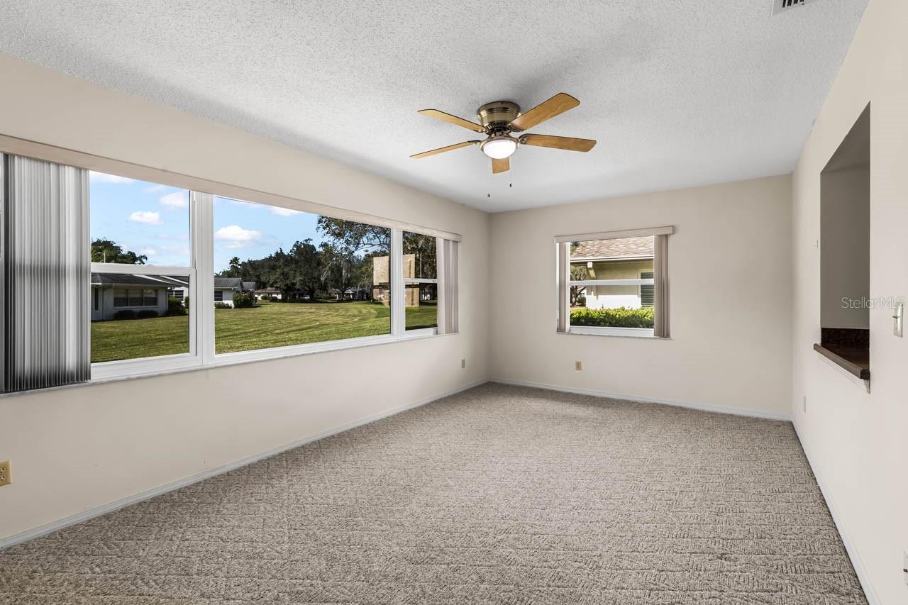 2109 HARLESTON PLACE, Sun City Center, FL 33573