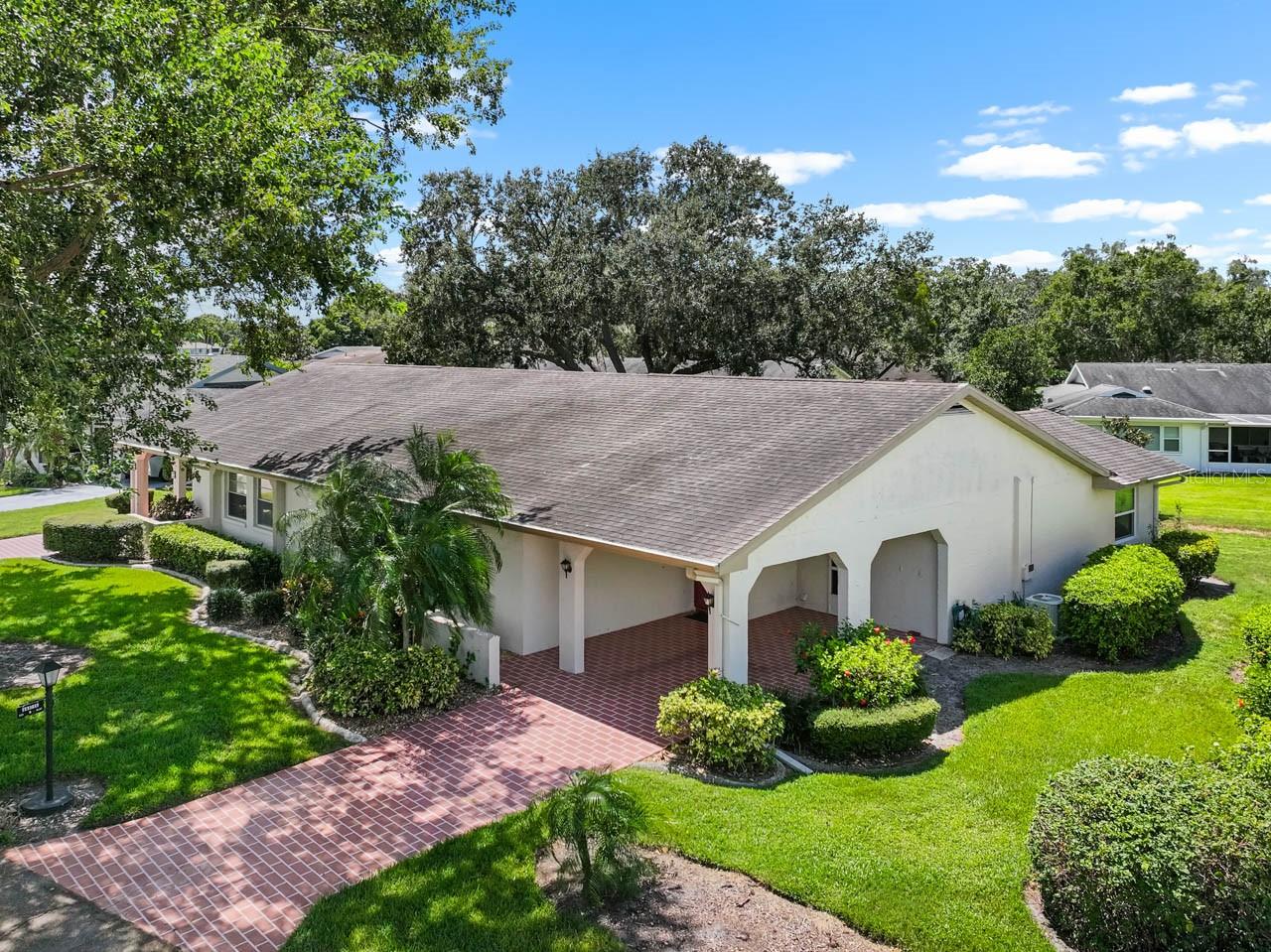 2109 HARLESTON PLACE, Sun City Center, FL 33573