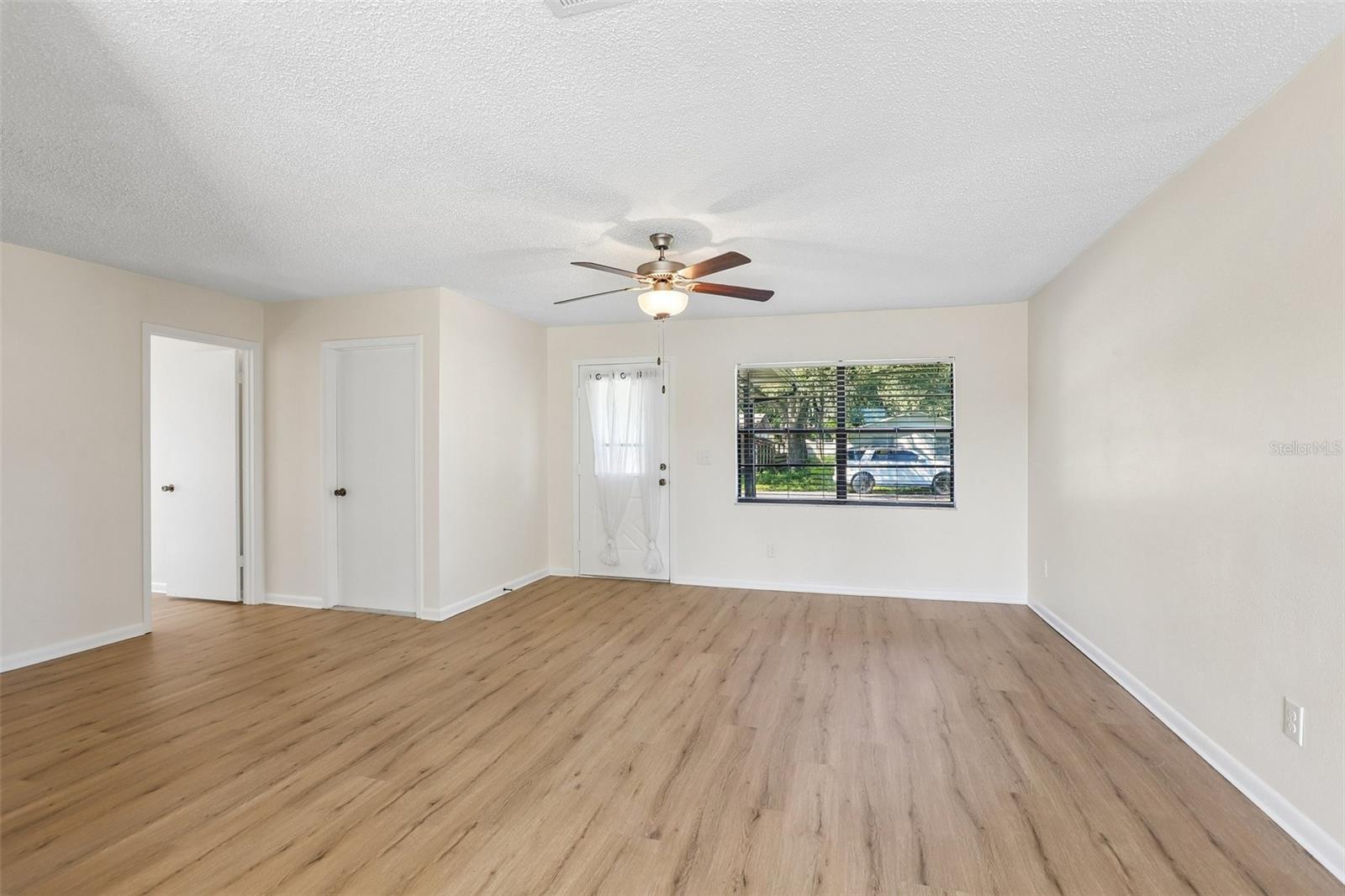 39720 MEADOWOOD LOOP, Zephyrhills, FL 33542 39720 MEADOWOOD LOOP, Zephyrhills, FL 33542
