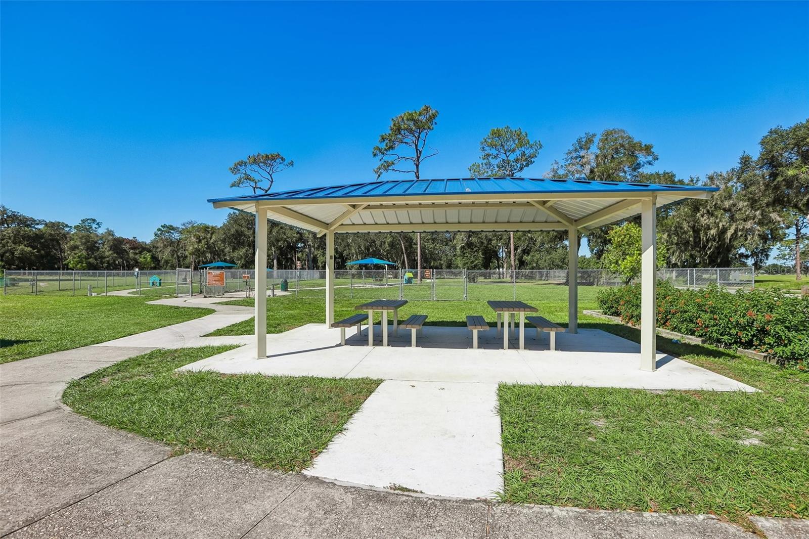 39720 MEADOWOOD LOOP, Zephyrhills, FL 33542