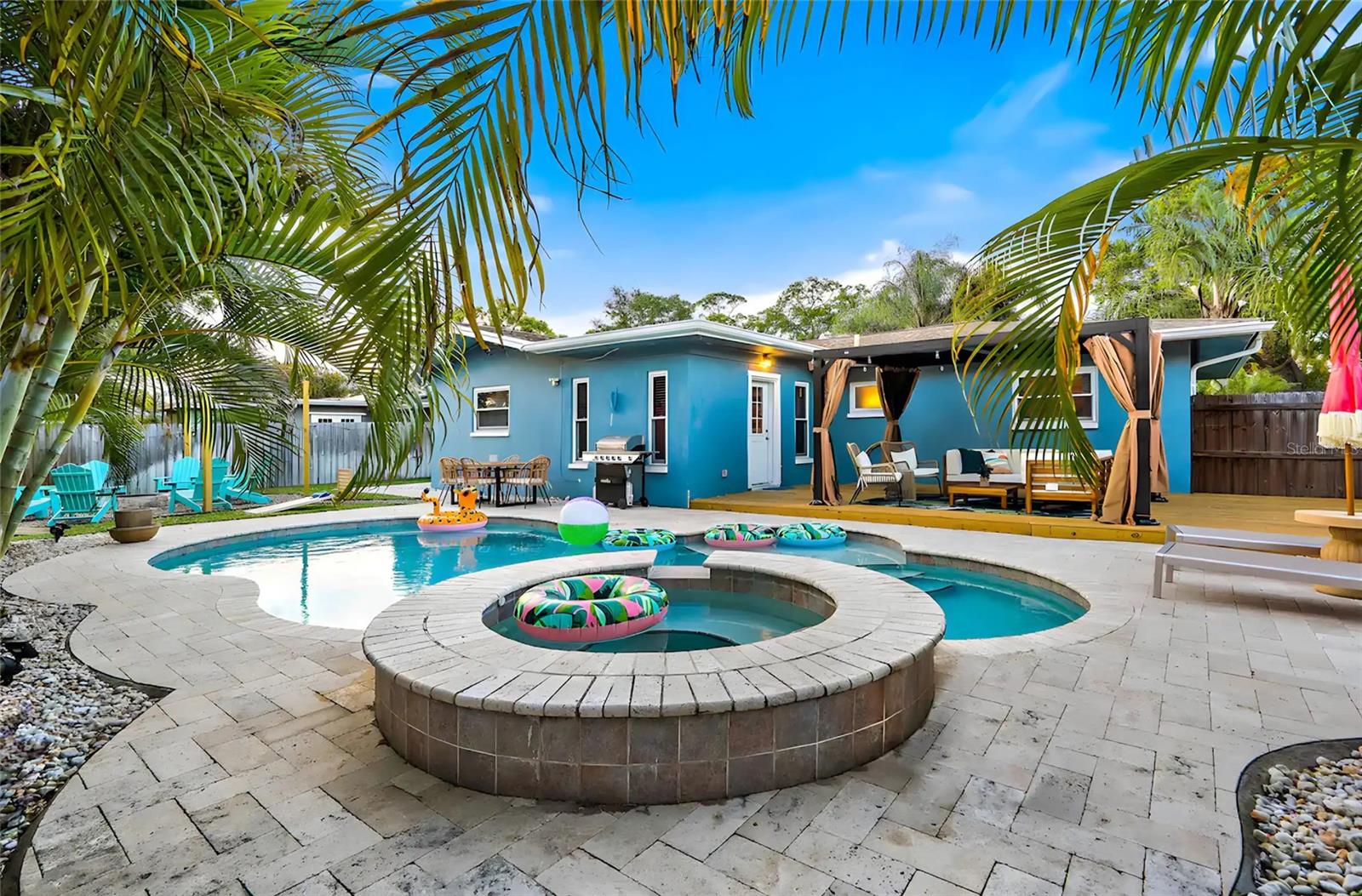 1655 LEISURE DRIVE, Clearwater, FL 33756