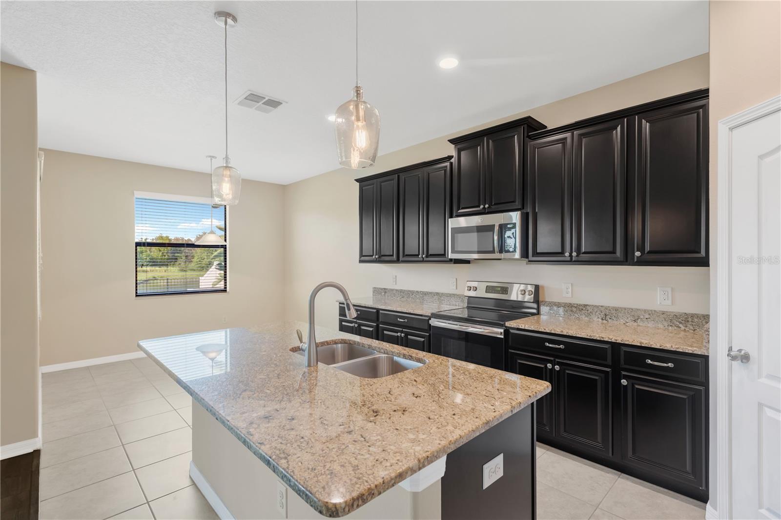 11603 SUNBURST MARBLE ROAD, Riverview, FL 33579