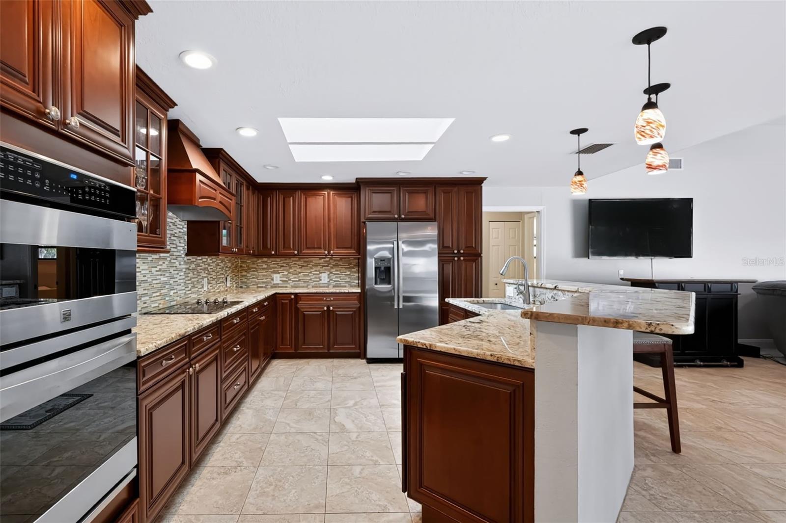 5870 51ST STREET S, St Petersburg, FL 33715
