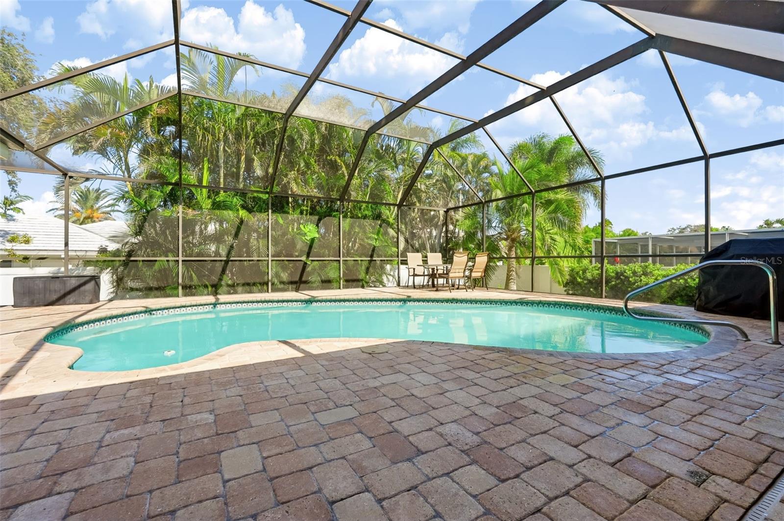 5870 51ST STREET S, St Petersburg, FL 33715