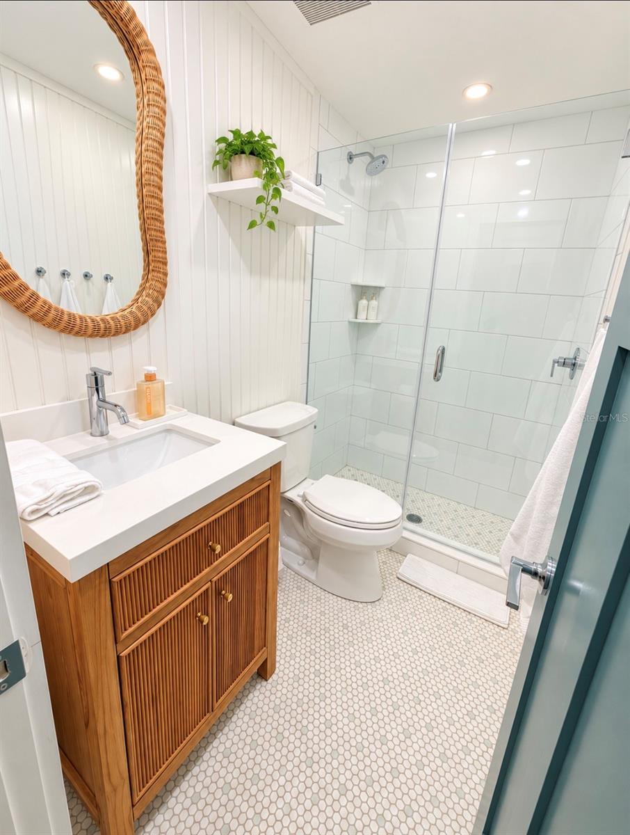 822 GULF BOULEVARD, #1, Indian Rocks Beach, FL 33785