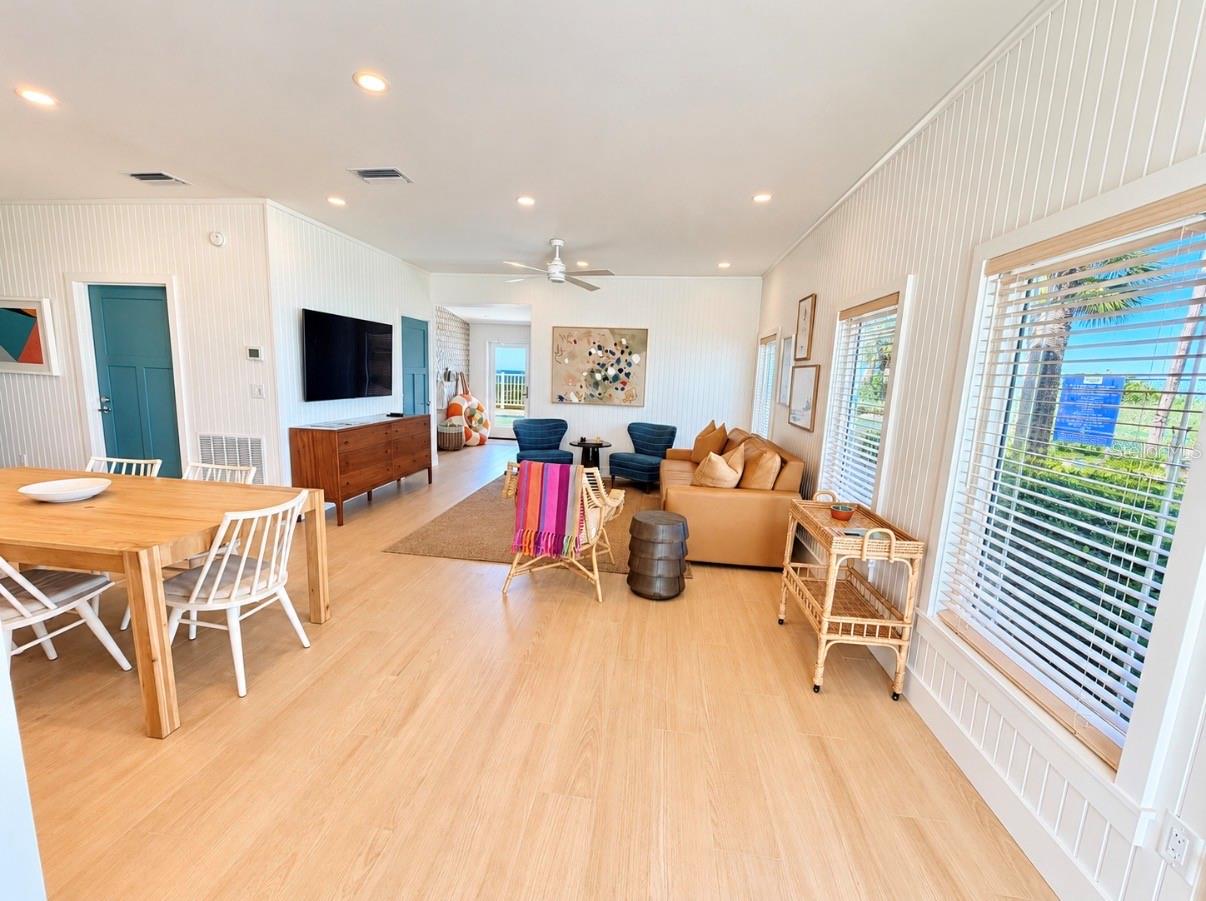 822 GULF BOULEVARD, #1, Indian Rocks Beach, FL 33785