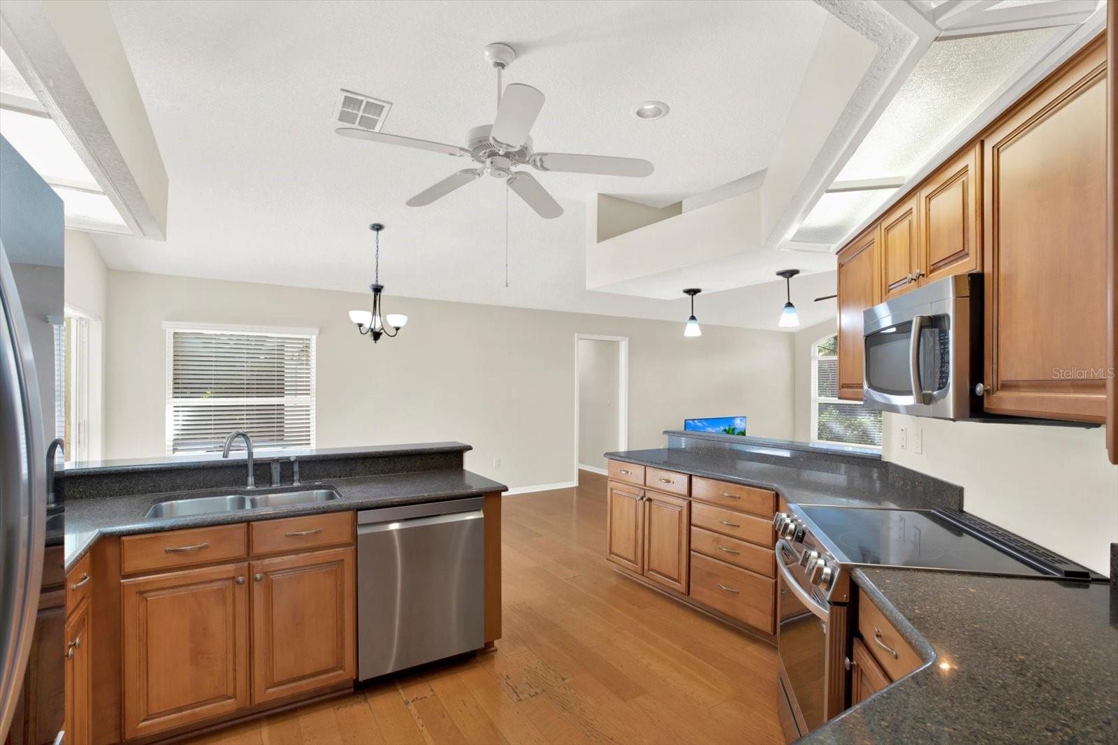 507 SURREY LANE, Lutz, FL 33549
