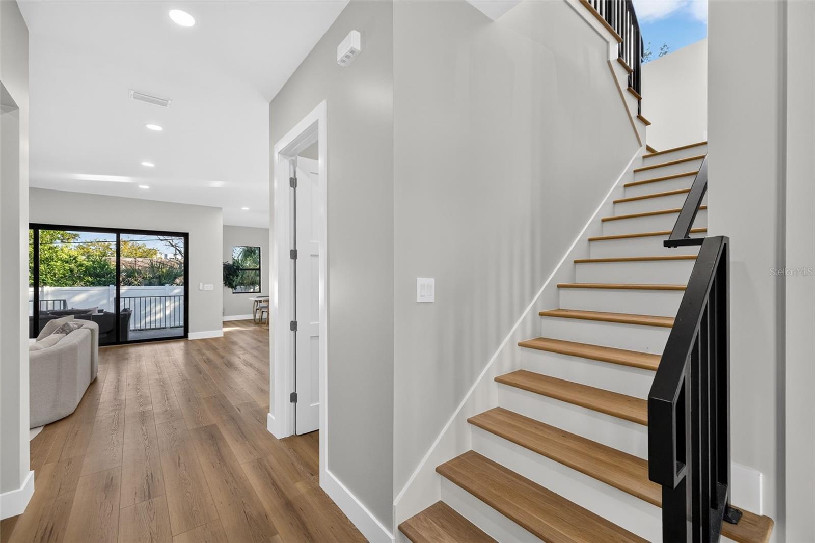 4219 W BAY VIEW AVENUE, Tampa, FL 33611 4219 W BAY VIEW AVENUE, Tampa, FL 33611