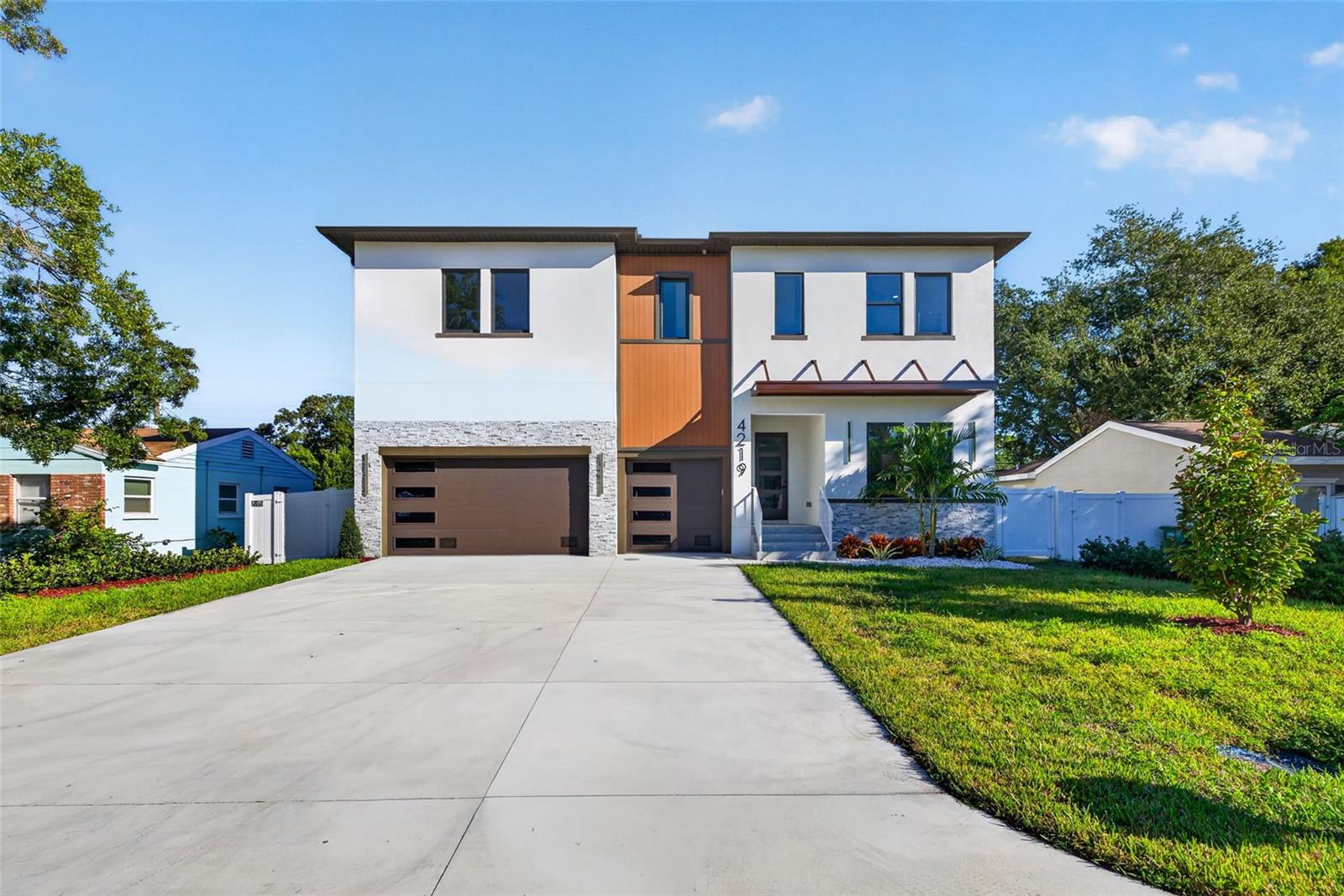 4219 W BAY VIEW AVENUE, Tampa, FL 33611 4219 W BAY VIEW AVENUE, Tampa, FL 33611