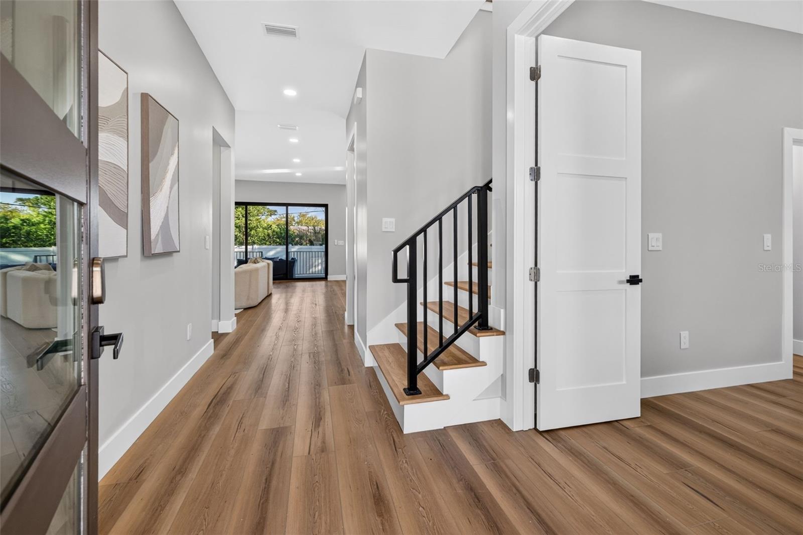 4219 W BAY VIEW AVENUE, Tampa, FL 33611 4219 W BAY VIEW AVENUE, Tampa, FL 33611