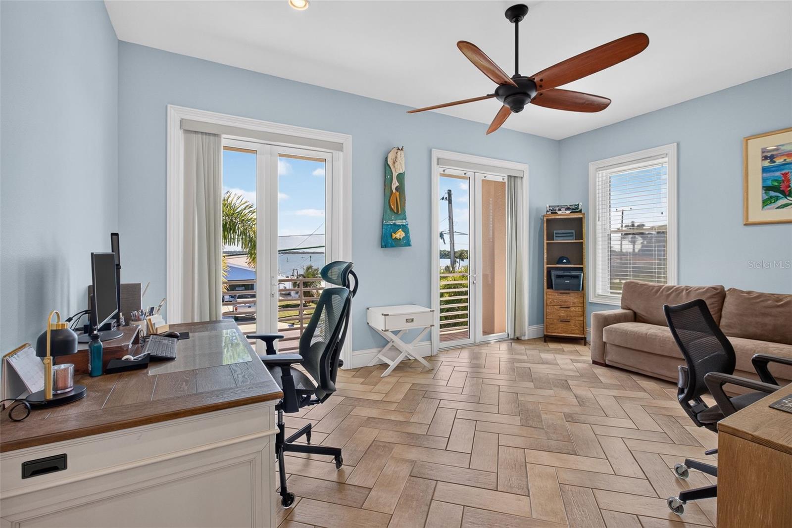 532 JOHNS PASS AVENUE, Madeira Beach, FL 33708