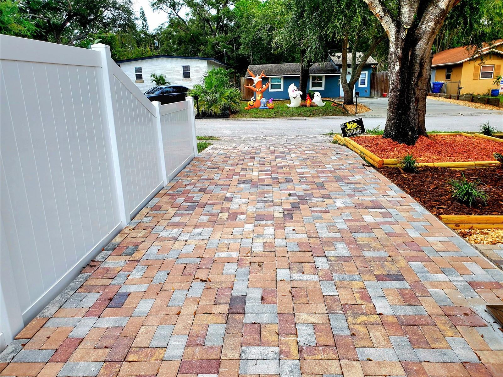 NEW PAVERED DRIVEWAYS