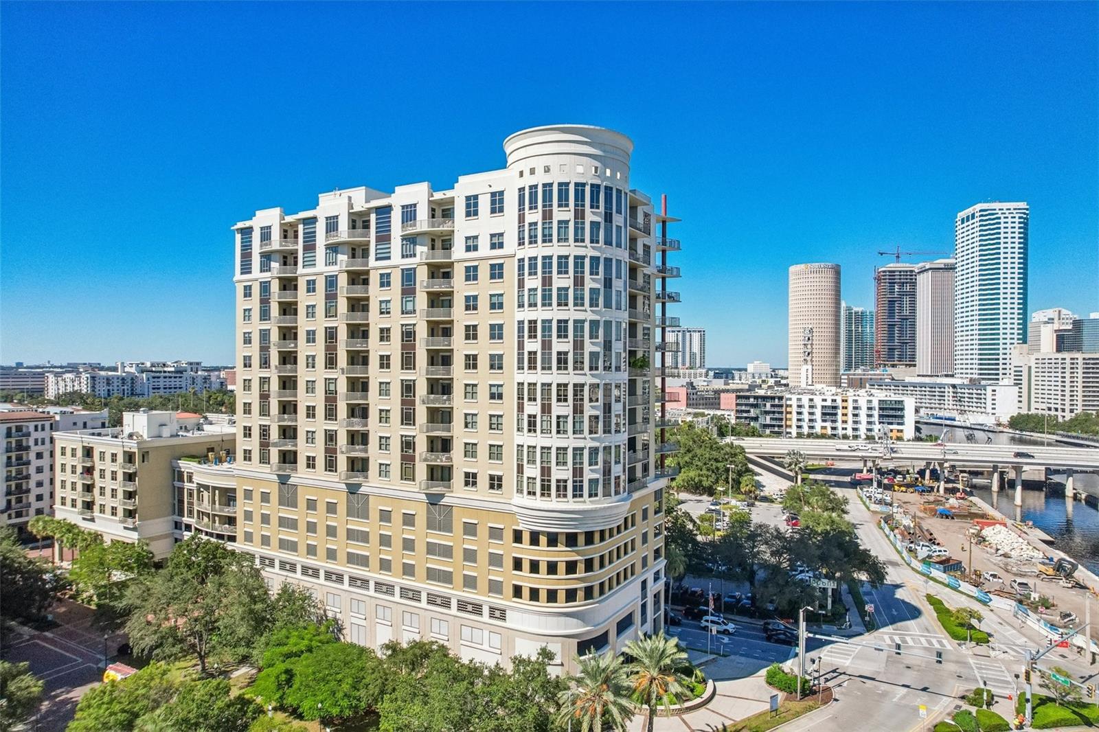 275 BAYSHORE BOULEVARD, #1204, Tampa, FL 33606 275 BAYSHORE BOULEVARD, #1204, Tampa, FL 33606