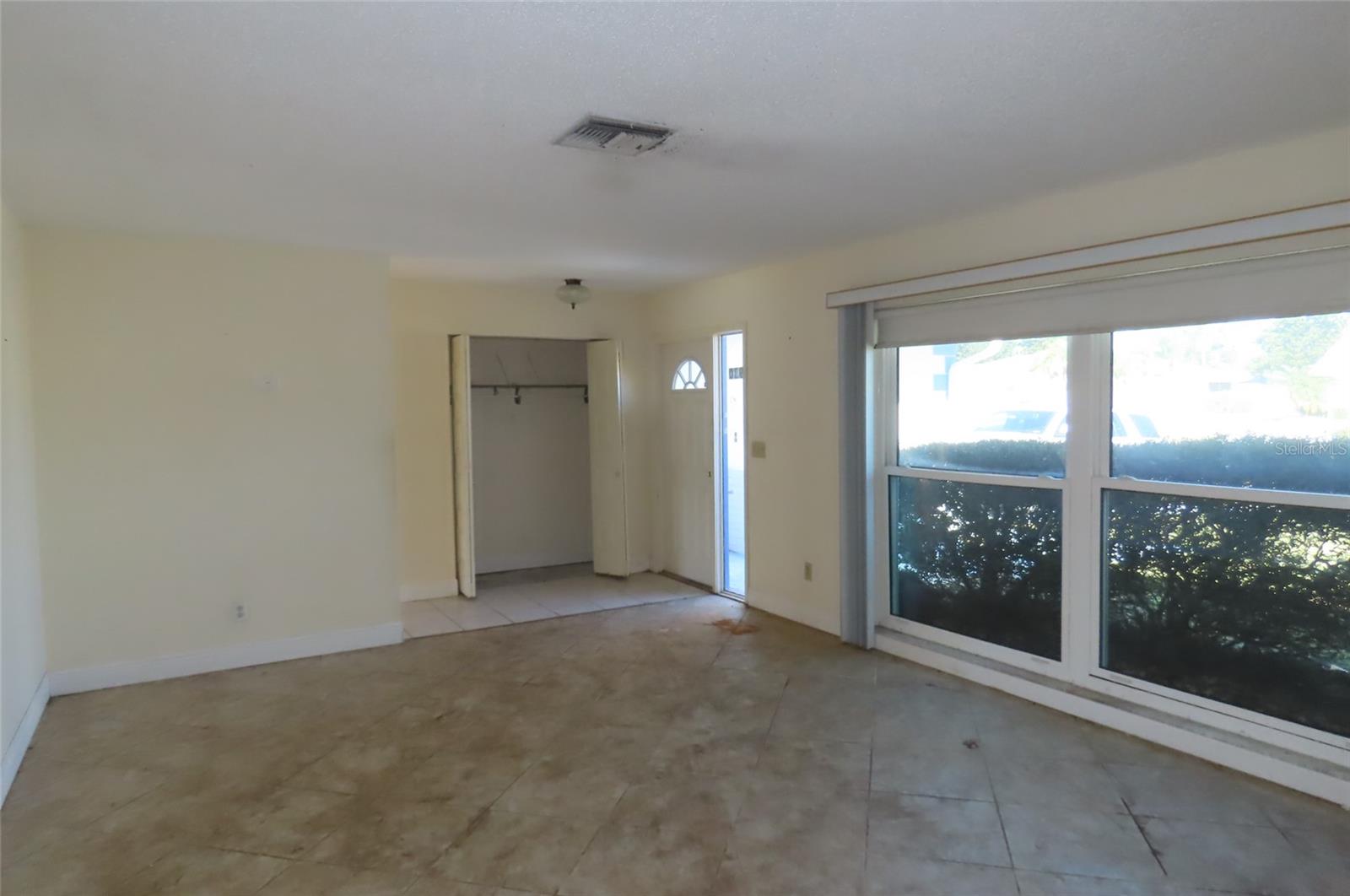 910 EL RANCHO DRIVE, Sun City Center, FL 33573
