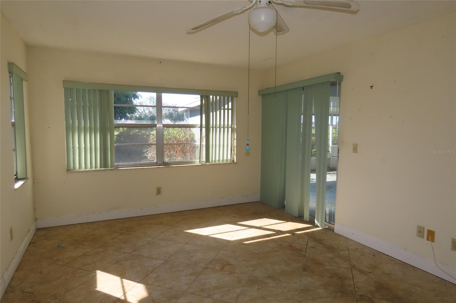 910 EL RANCHO DRIVE, Sun City Center, FL 33573