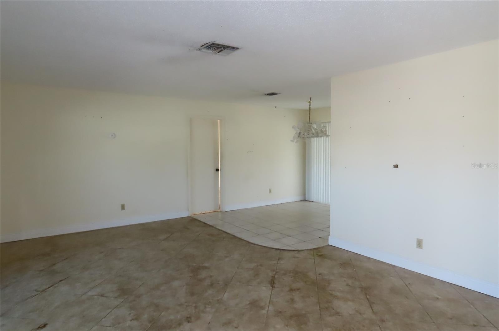 910 EL RANCHO DRIVE, Sun City Center, FL 33573
