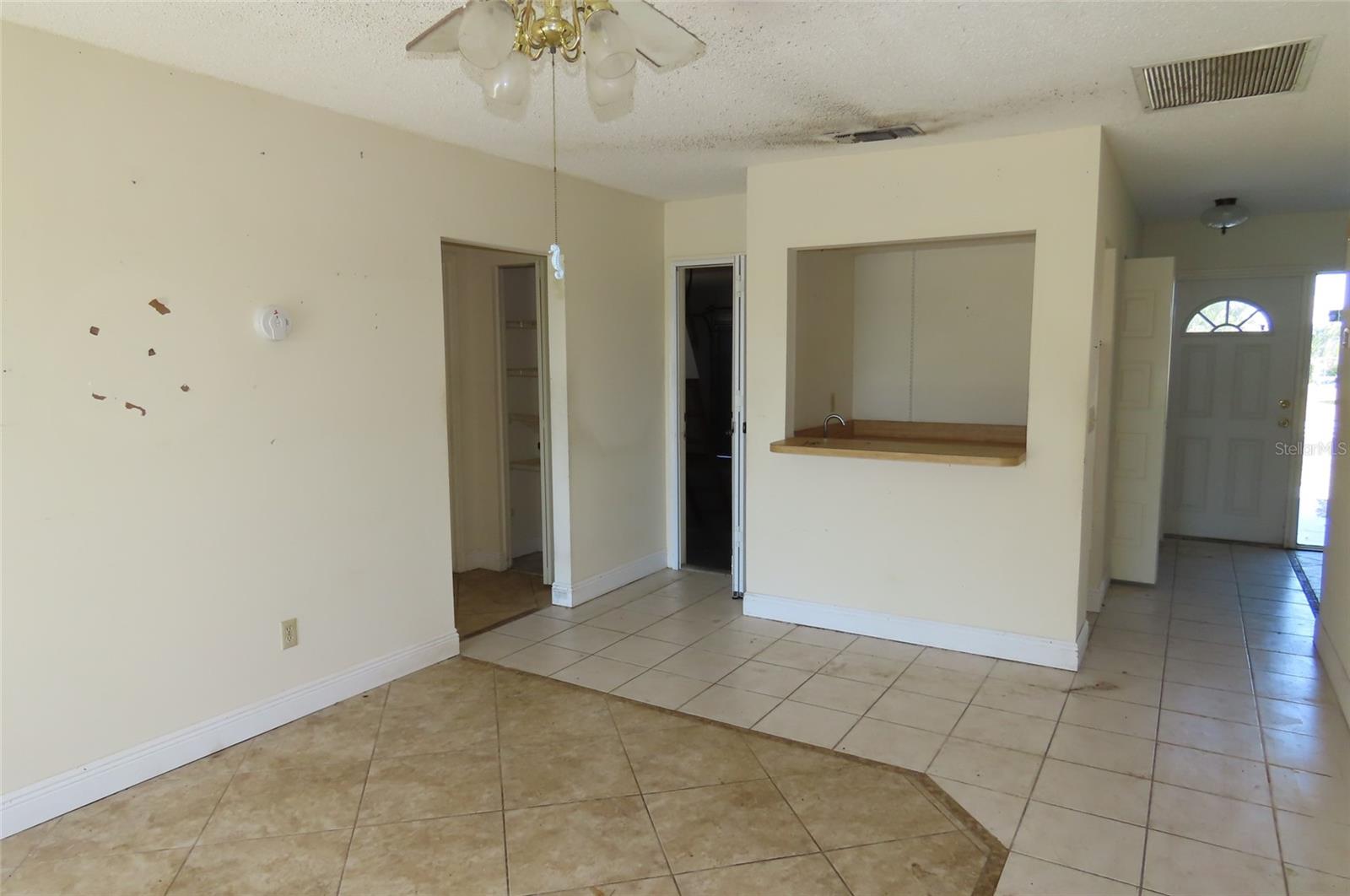 910 EL RANCHO DRIVE, Sun City Center, FL 33573