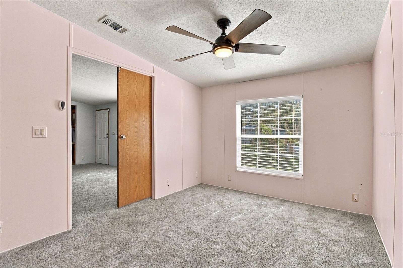 Guest bedroom 1