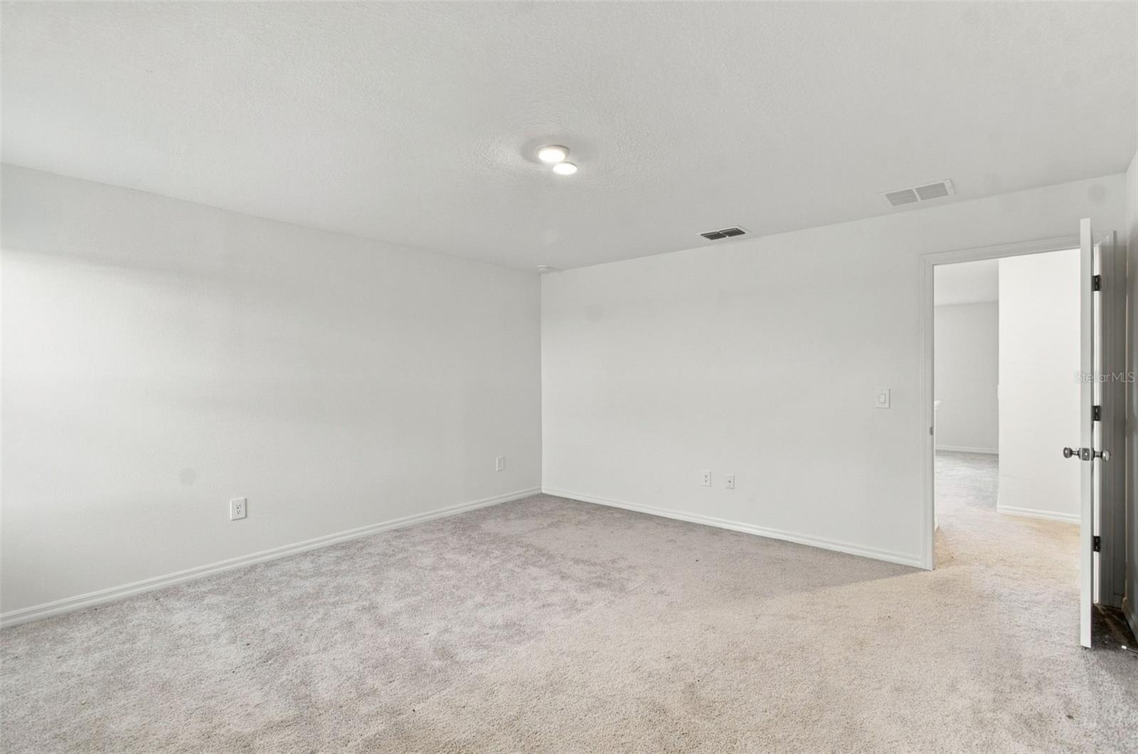 5821 YELLOW HORNBILL AVENUE, Wimauma, FL 33598