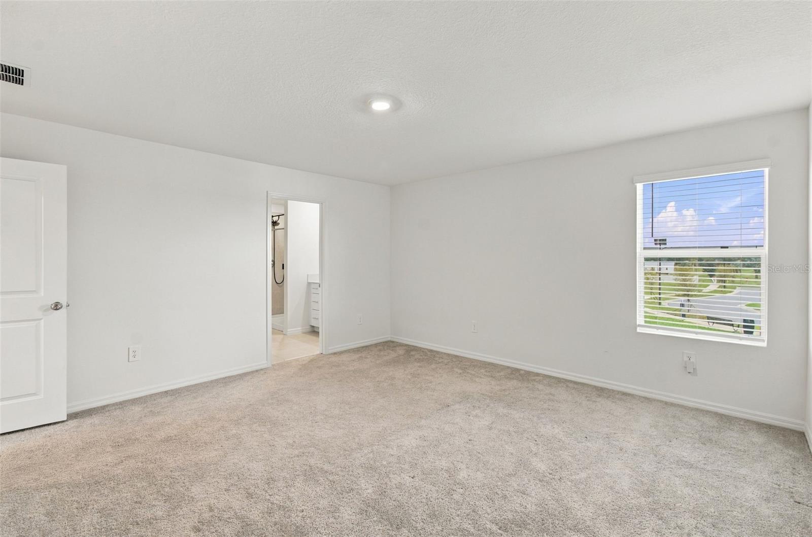 5821 YELLOW HORNBILL AVENUE, Wimauma, FL 33598