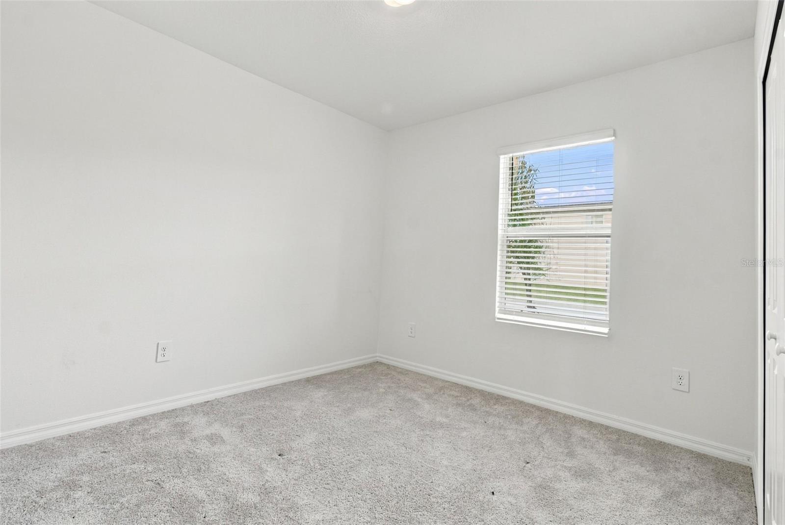 5821 YELLOW HORNBILL AVENUE, Wimauma, FL 33598