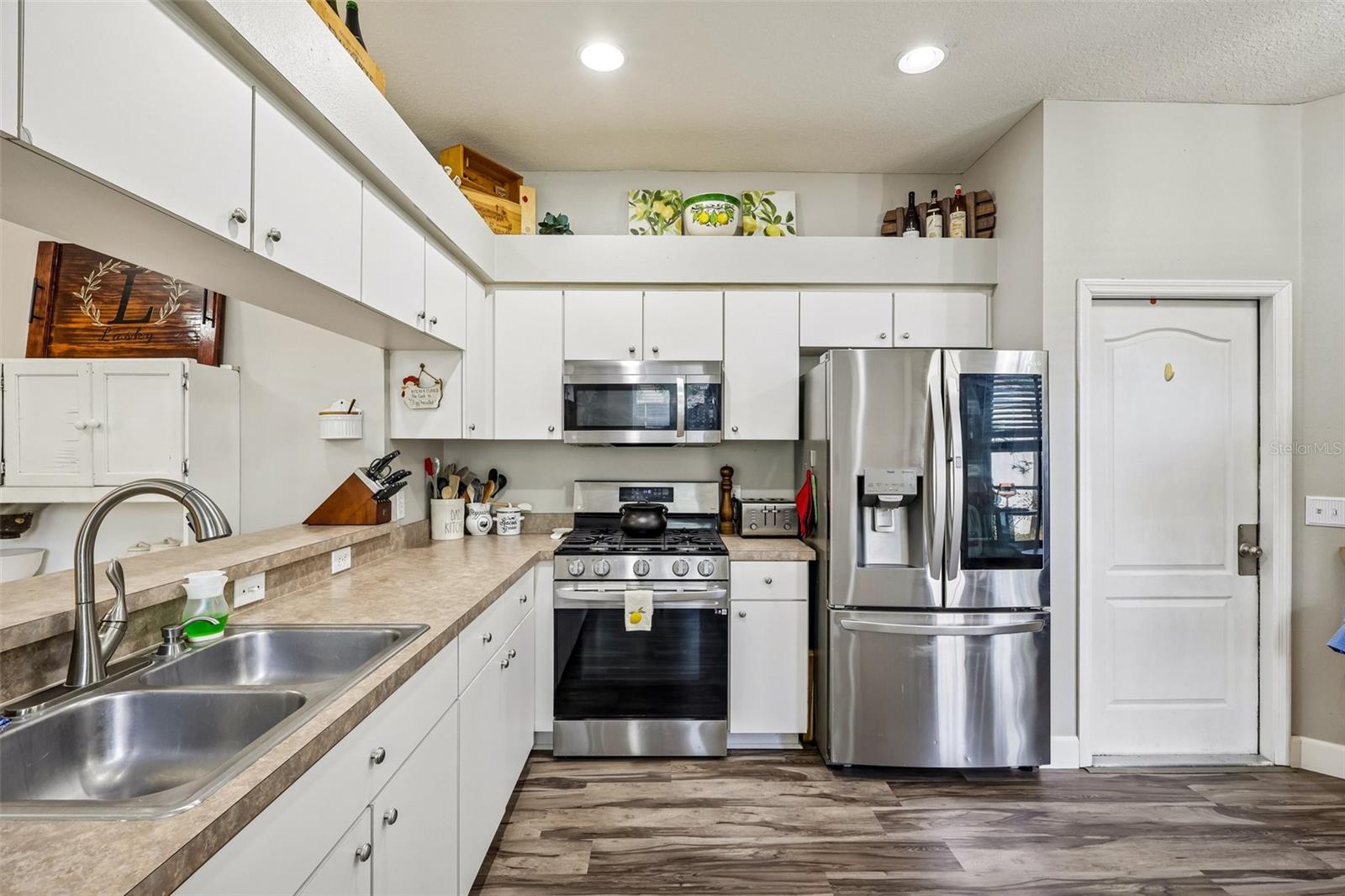 6227 KITERIDGE DRIVE, Lithia, FL 33547