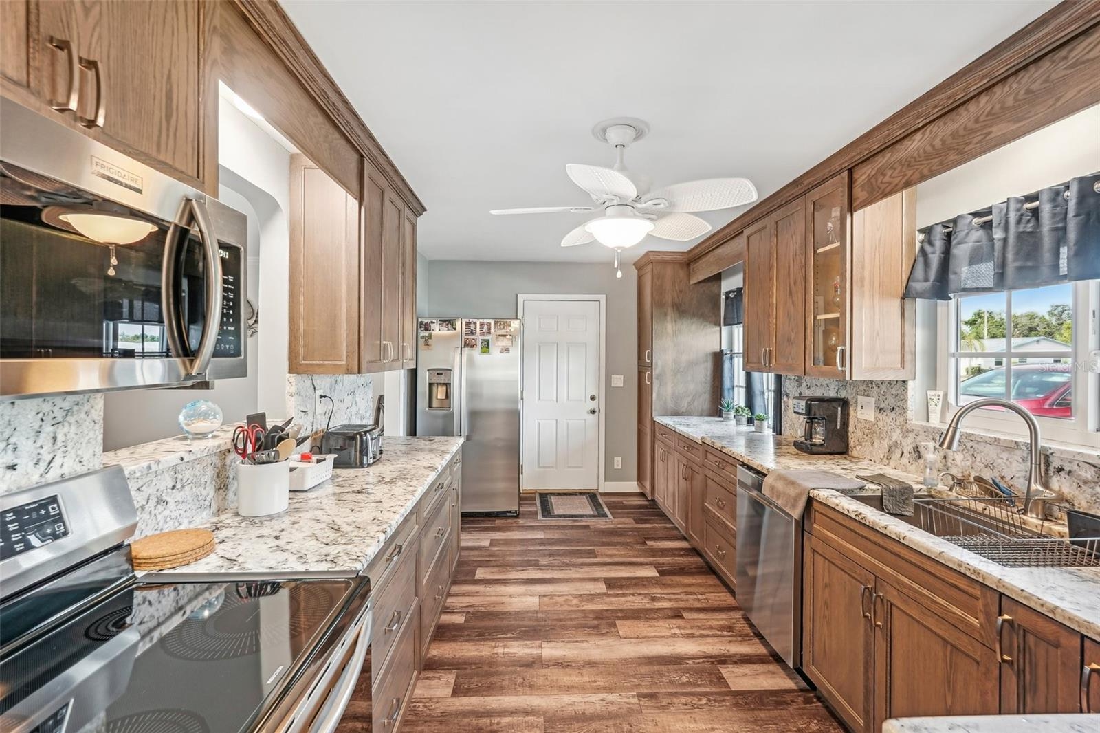 1405 W DEL WEBB BOULEVARD, Sun City Center, FL 33573