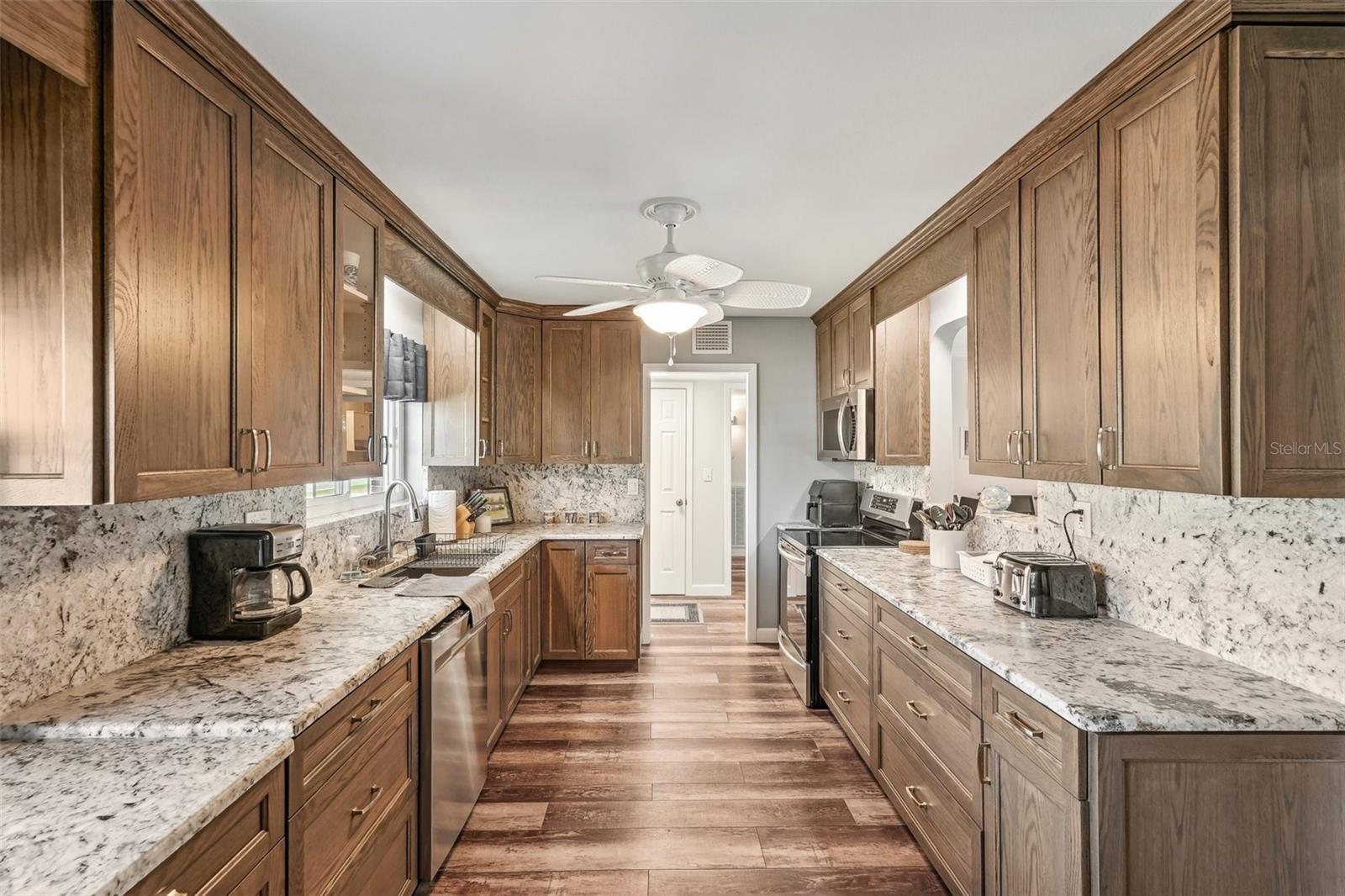 1405 W DEL WEBB BOULEVARD, Sun City Center, FL 33573