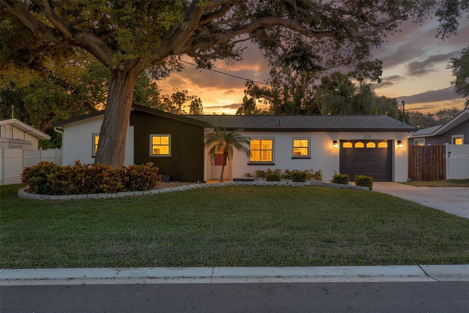 2020 VALLEY DRIVE, Dunedin, FL 34698