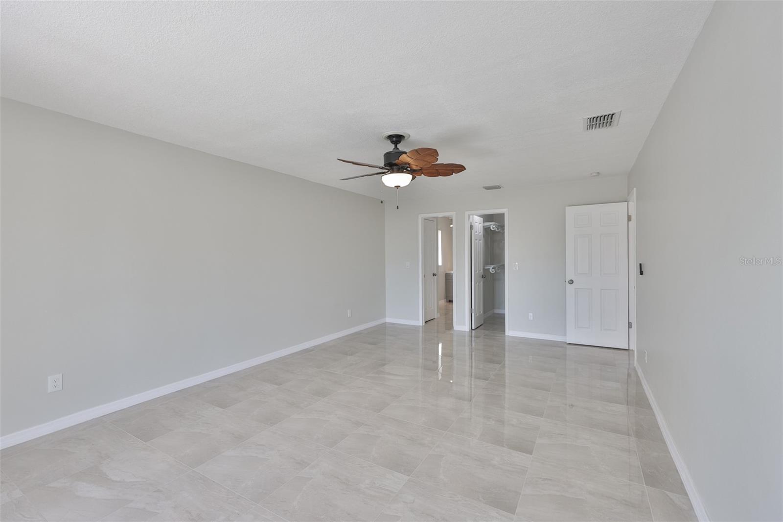 6523 KING PALM WAY, Apollo Beach, FL 33572