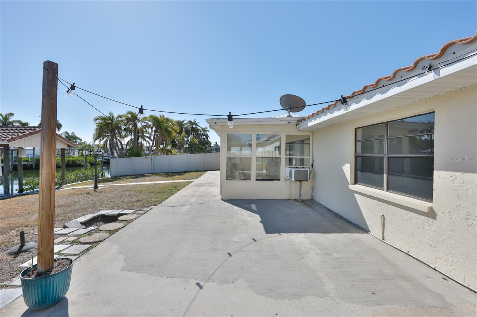 6523 KING PALM WAY, Apollo Beach, FL 33572