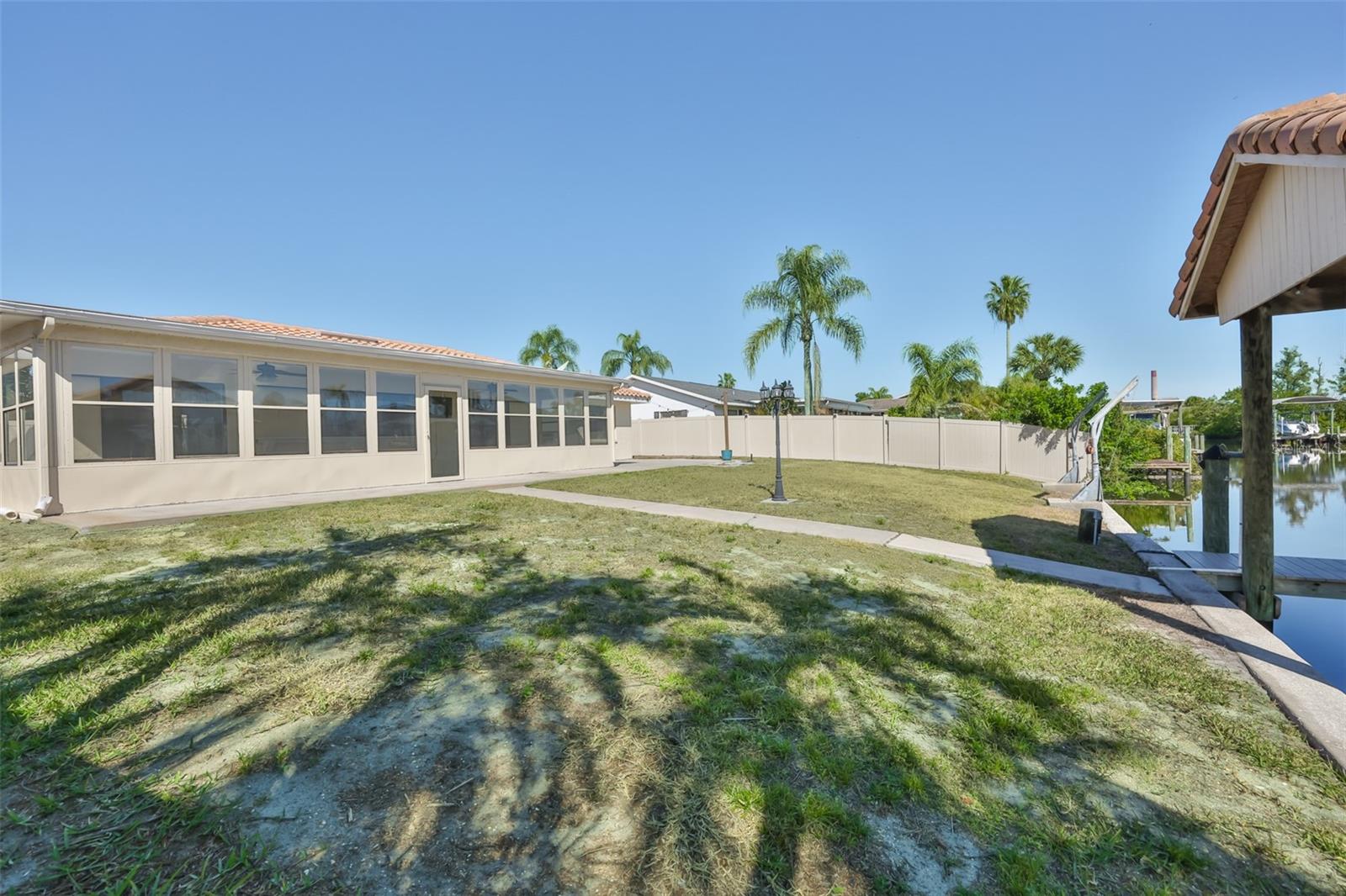 6523 KING PALM WAY, Apollo Beach, FL 33572