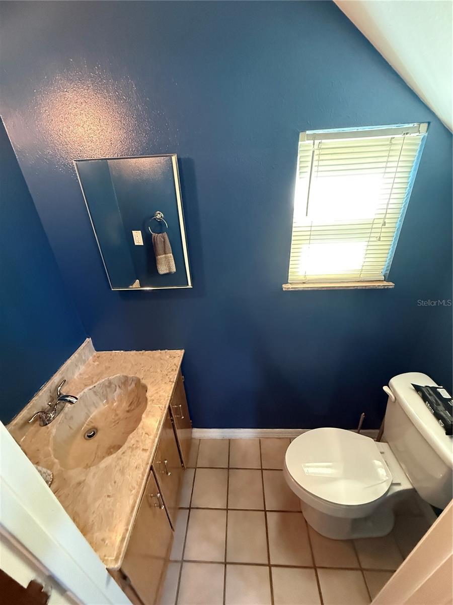 604 S BAYVIEW BOULEVARD, Oldsmar, FL 34677
