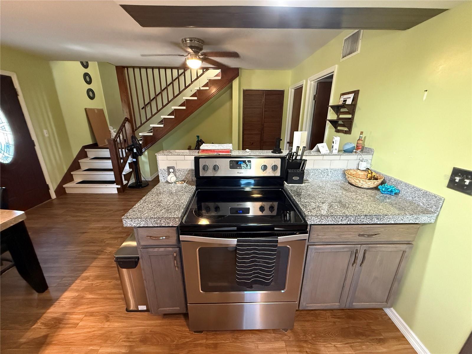 604 S BAYVIEW BOULEVARD, Oldsmar, FL 34677