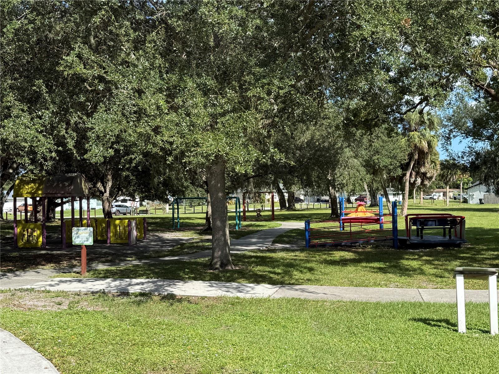 604 S BAYVIEW BOULEVARD, Oldsmar, FL 34677
