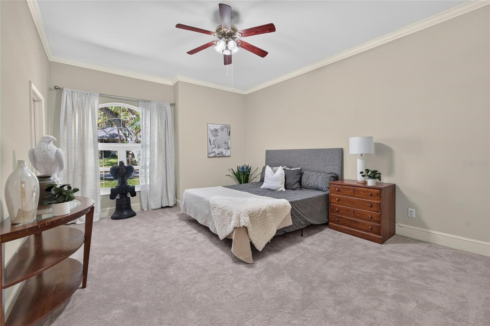 1009 EMERALD CREEK DRIVE, Valrico, FL 33596
