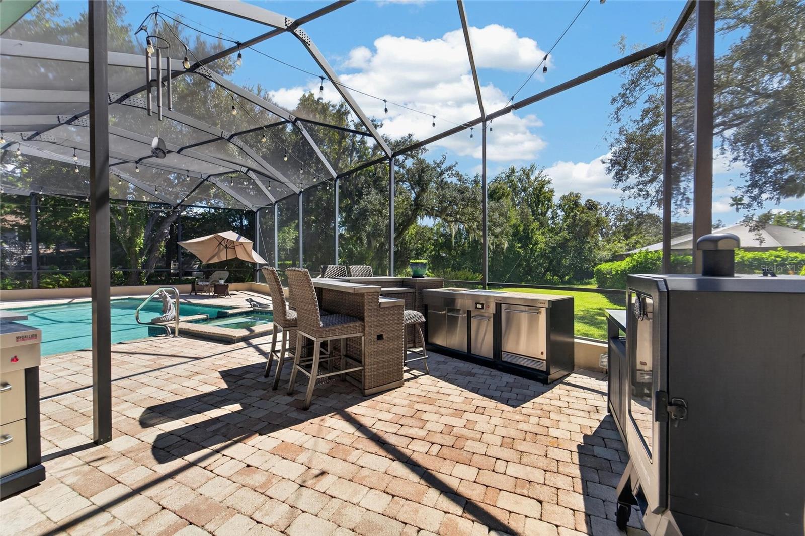 1009 EMERALD CREEK DRIVE, Valrico, FL 33596