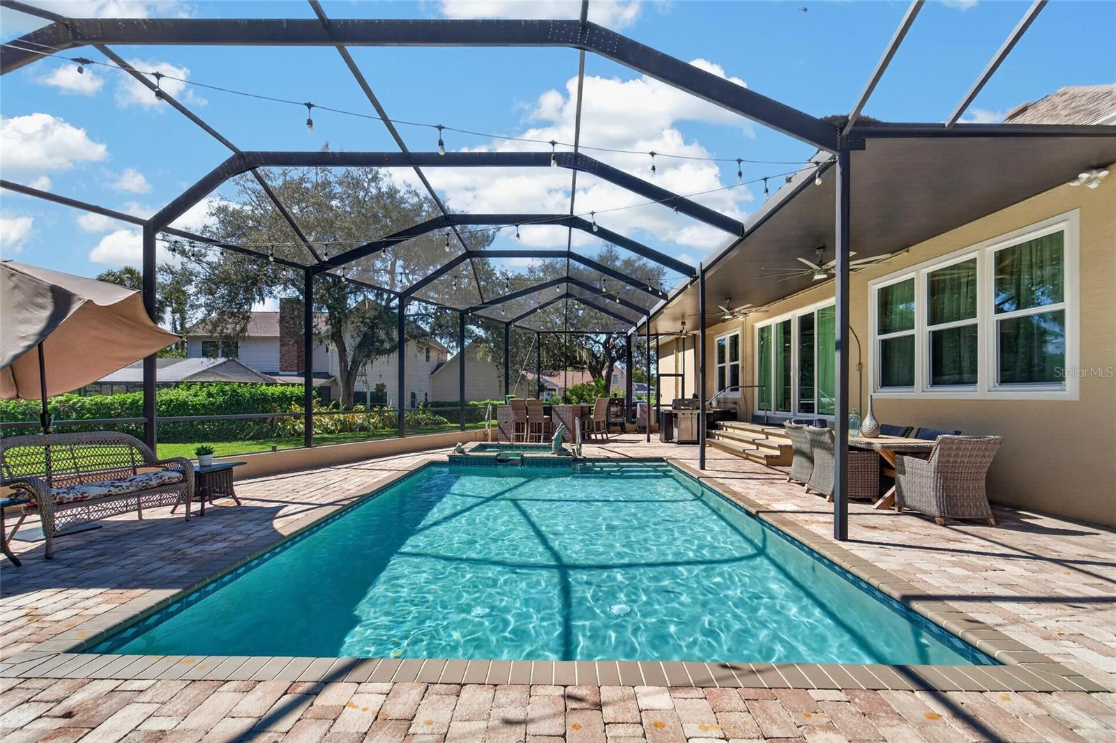 1009 EMERALD CREEK DRIVE, Valrico, FL 33596