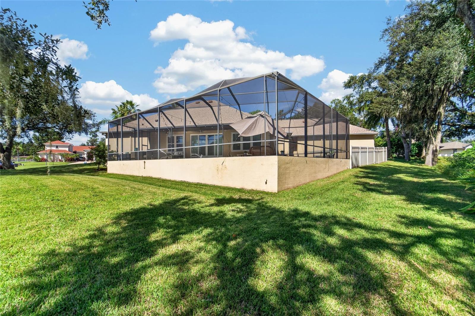 1009 EMERALD CREEK DRIVE, Valrico, FL 33596