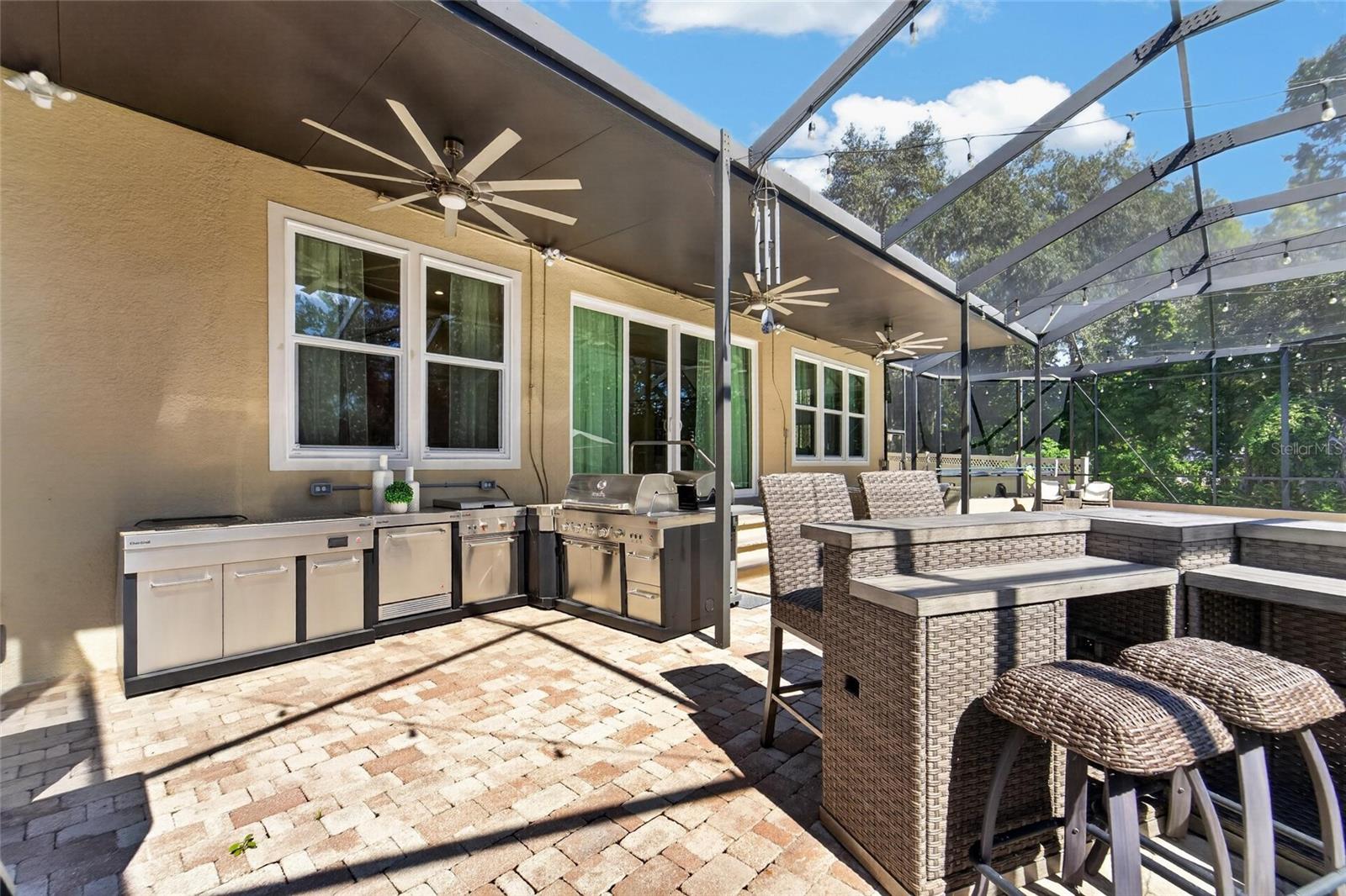1009 EMERALD CREEK DRIVE, Valrico, FL 33596
