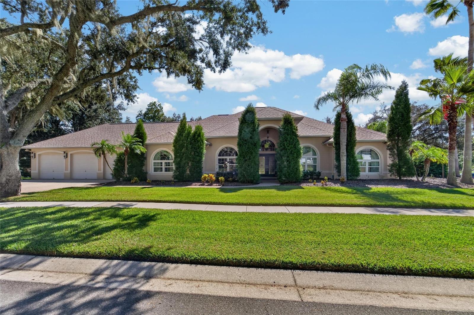 1009 EMERALD CREEK DRIVE, Valrico, FL 33596 1009 EMERALD CREEK DRIVE, Valrico, FL 33596