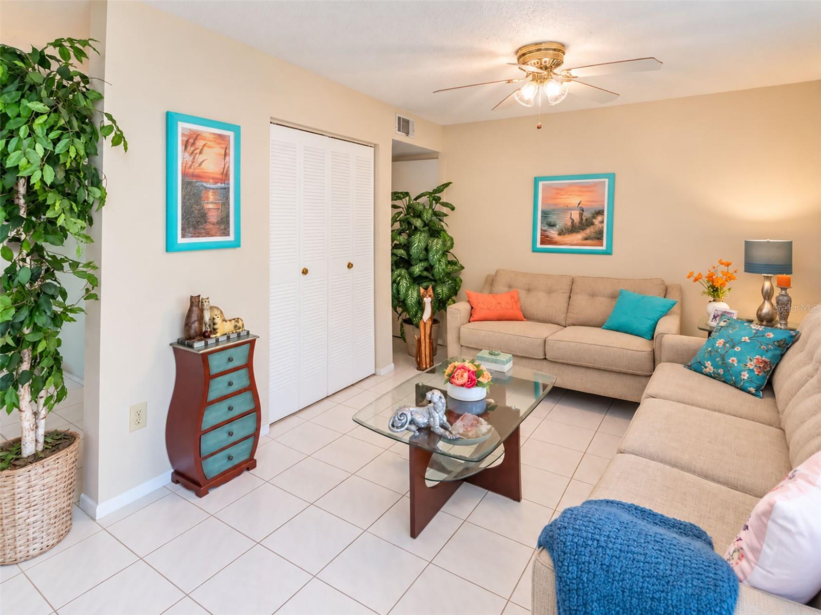 6016 LAKETREE LANE, #C, Temple Terrace, FL 33617