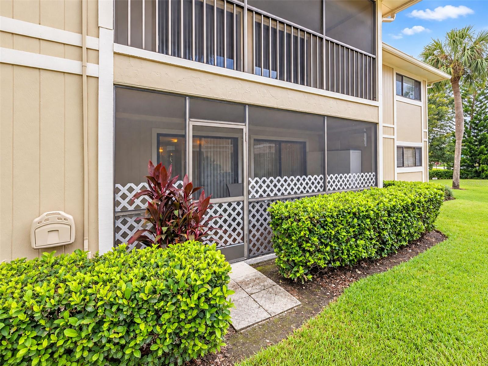 6016 LAKETREE LANE, #C, Temple Terrace, FL 33617