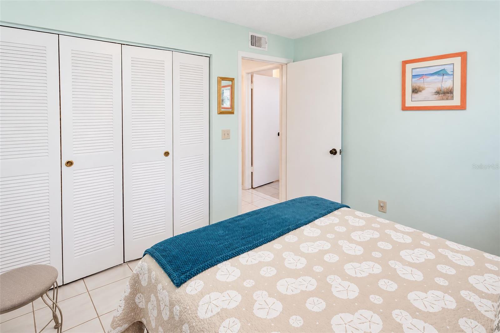 6016 LAKETREE LANE, #C, Temple Terrace, FL 33617