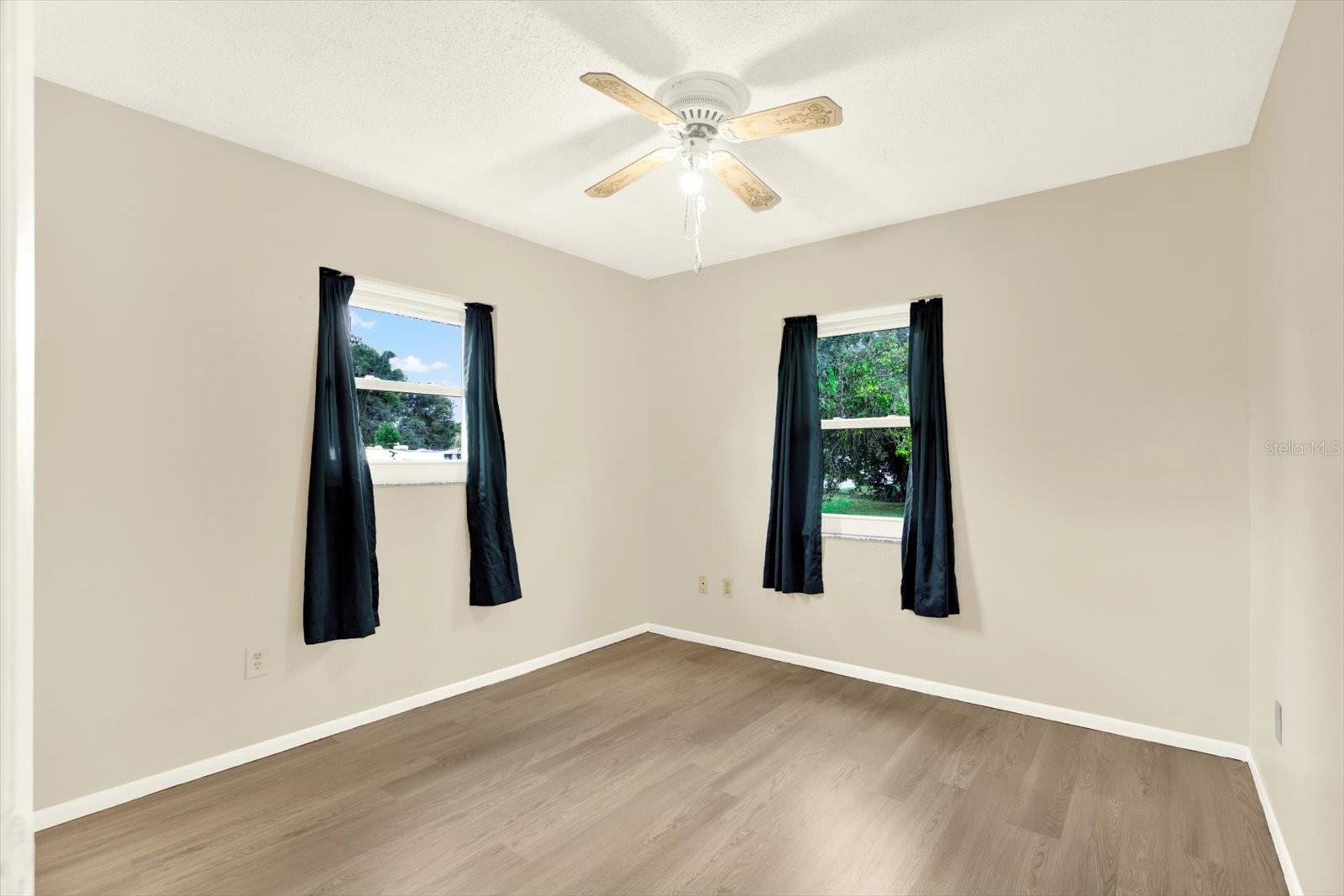 1602 E ANNONA AVENUE, Tampa, FL 33612