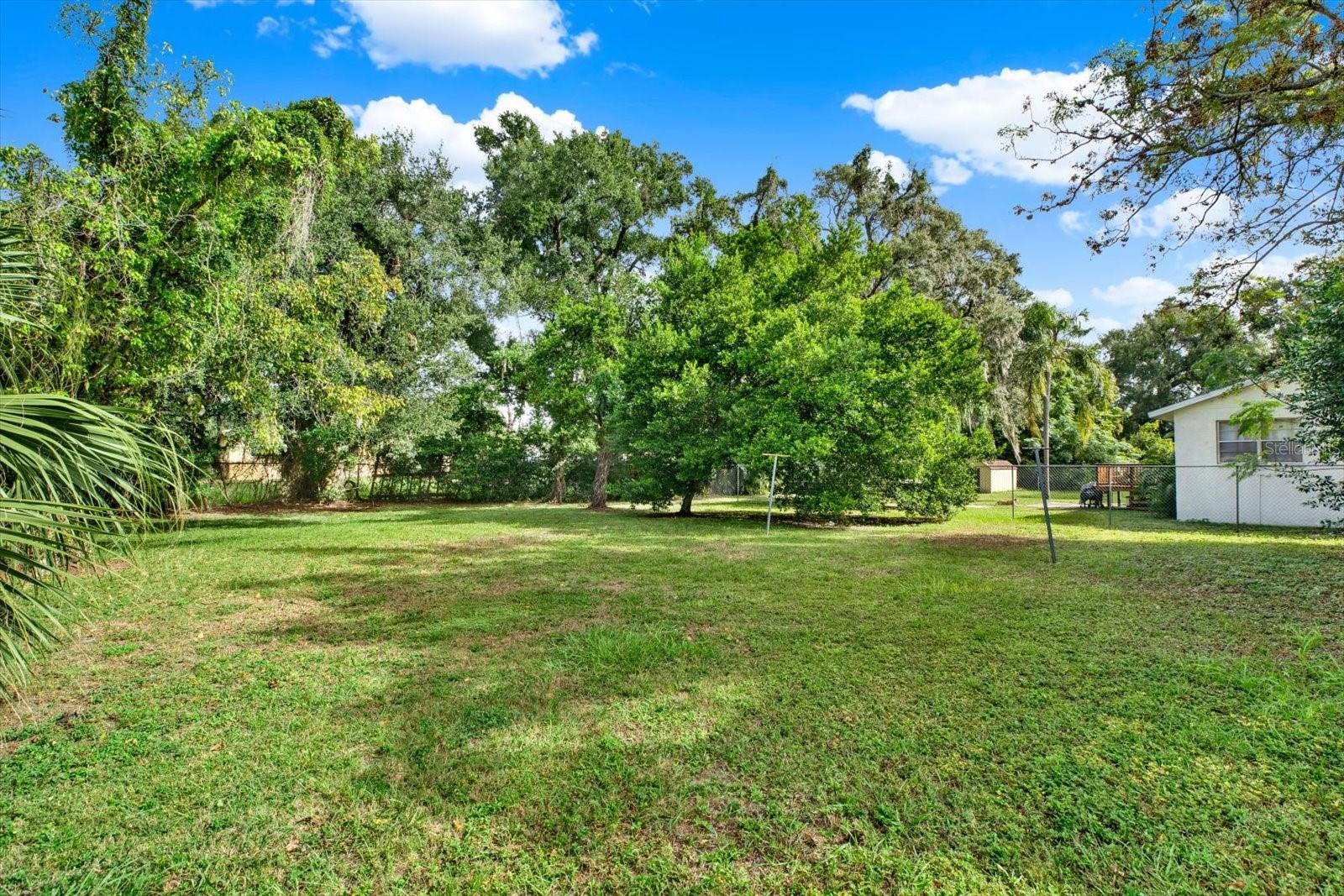 1602 E ANNONA AVENUE, Tampa, FL 33612