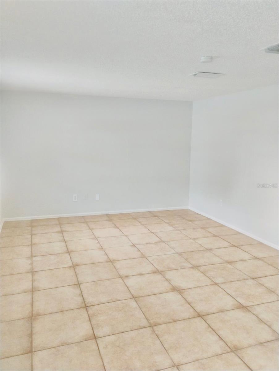 1011 57TH AVENUE TERRACE E, Bradenton, FL 34203
