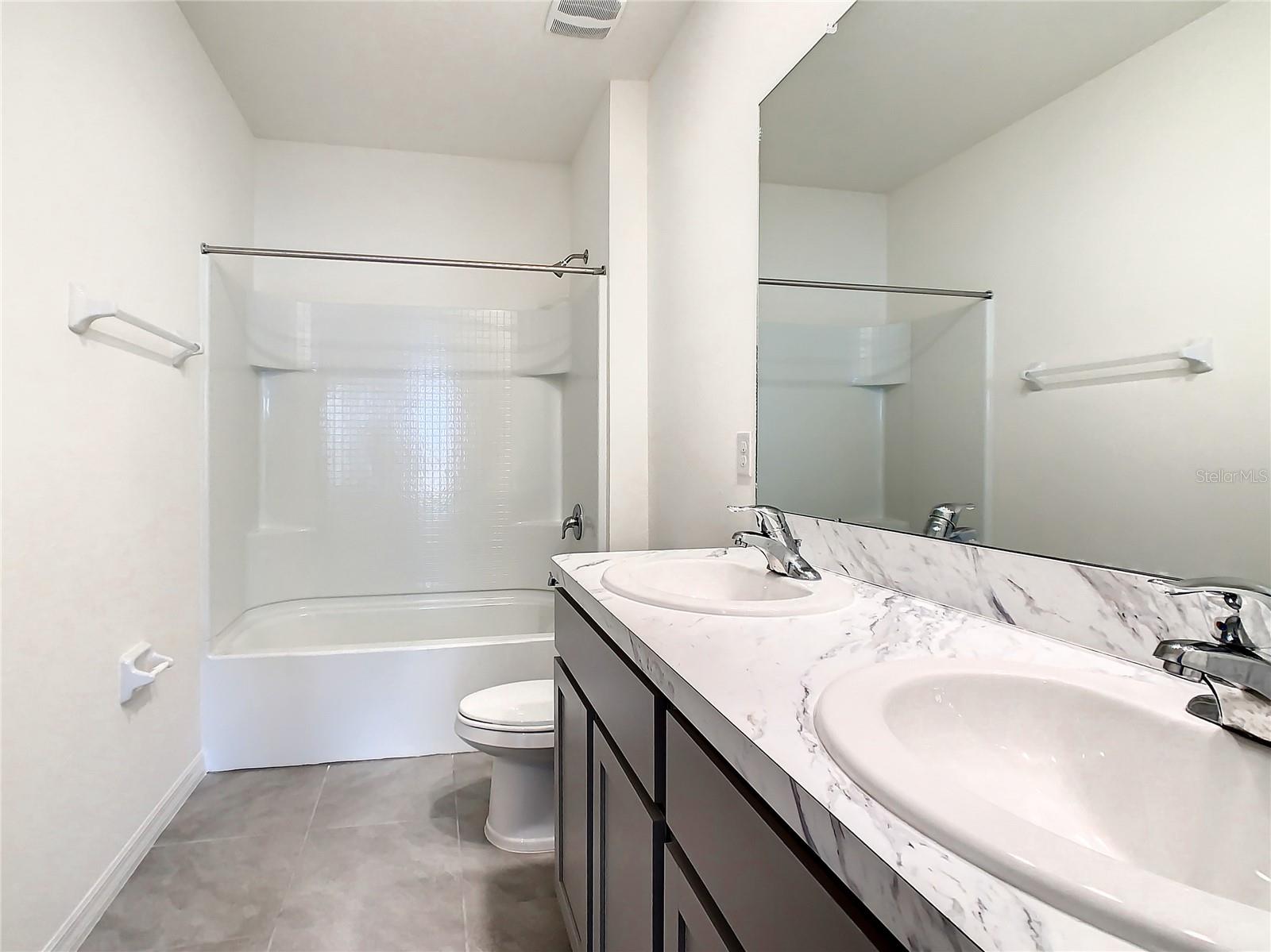 16506 MOSAIC OAR DRIVE, Wimauma, FL 33598